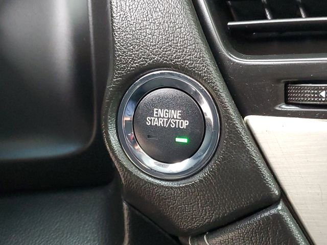 Used 2018 GMC Yukon XL Denali w/ Open Road Package image 18