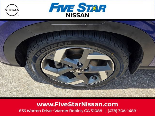 Used 2023 Nissan Rogue SV w/ SV Premium B Package FWD image 16