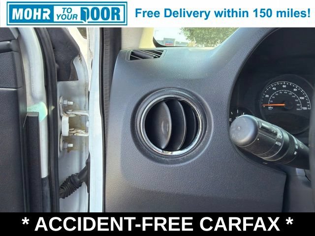 Used 2016 Jeep Patriot Latitude FWD image 16