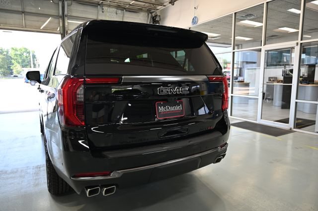 New 2026 GMC Yukon AT4 w/ AT4 Premium Plus Package AWD/4WD image 6