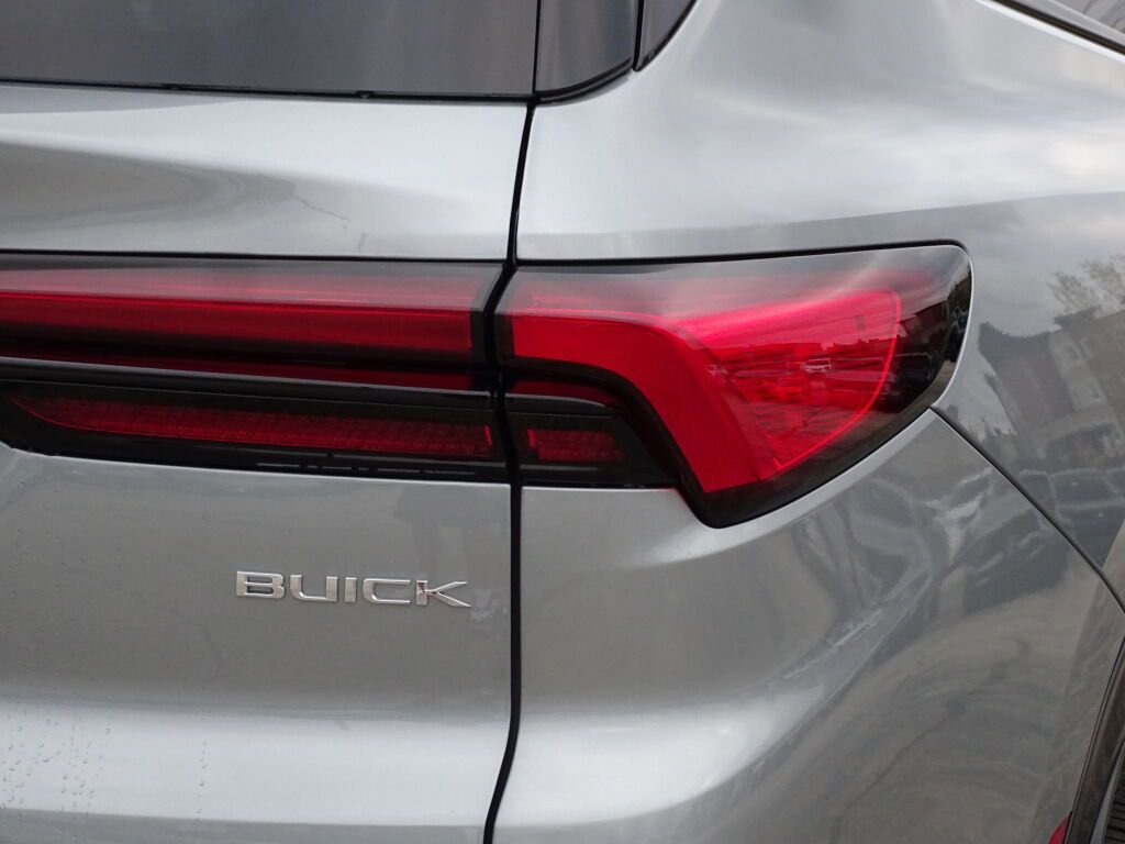 New 2025 Buick Enclave Sport Touring w/ Super Cruise Package image 14