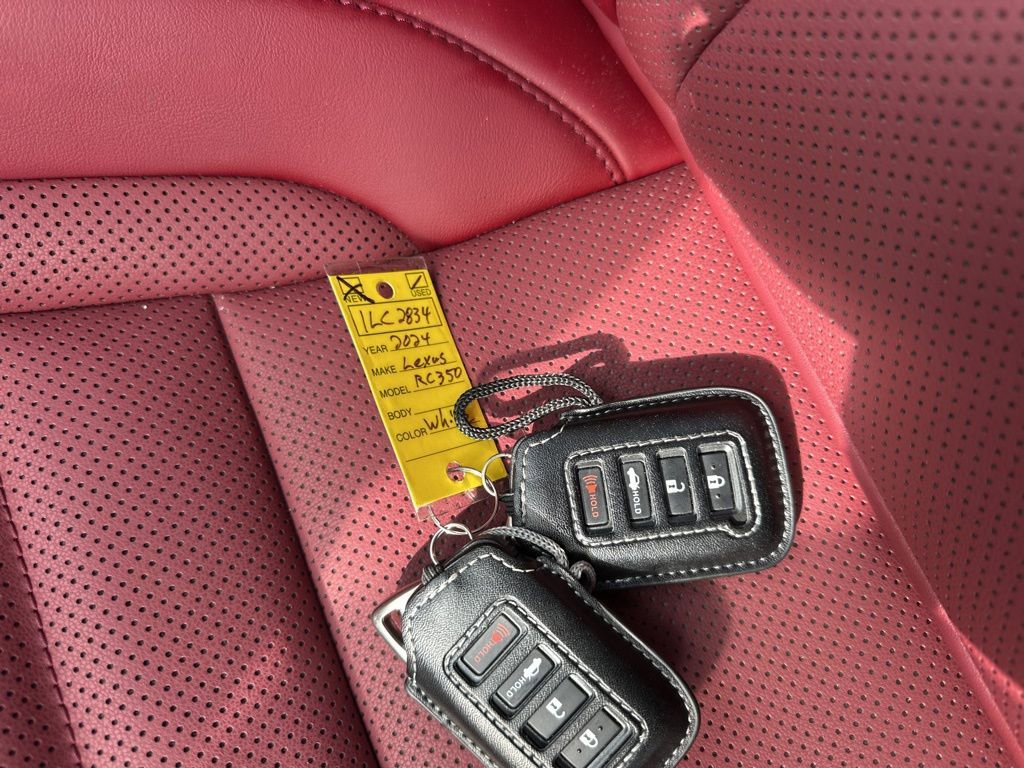 Used 2024 Lexus RC 300 w/ Premium Package image 33