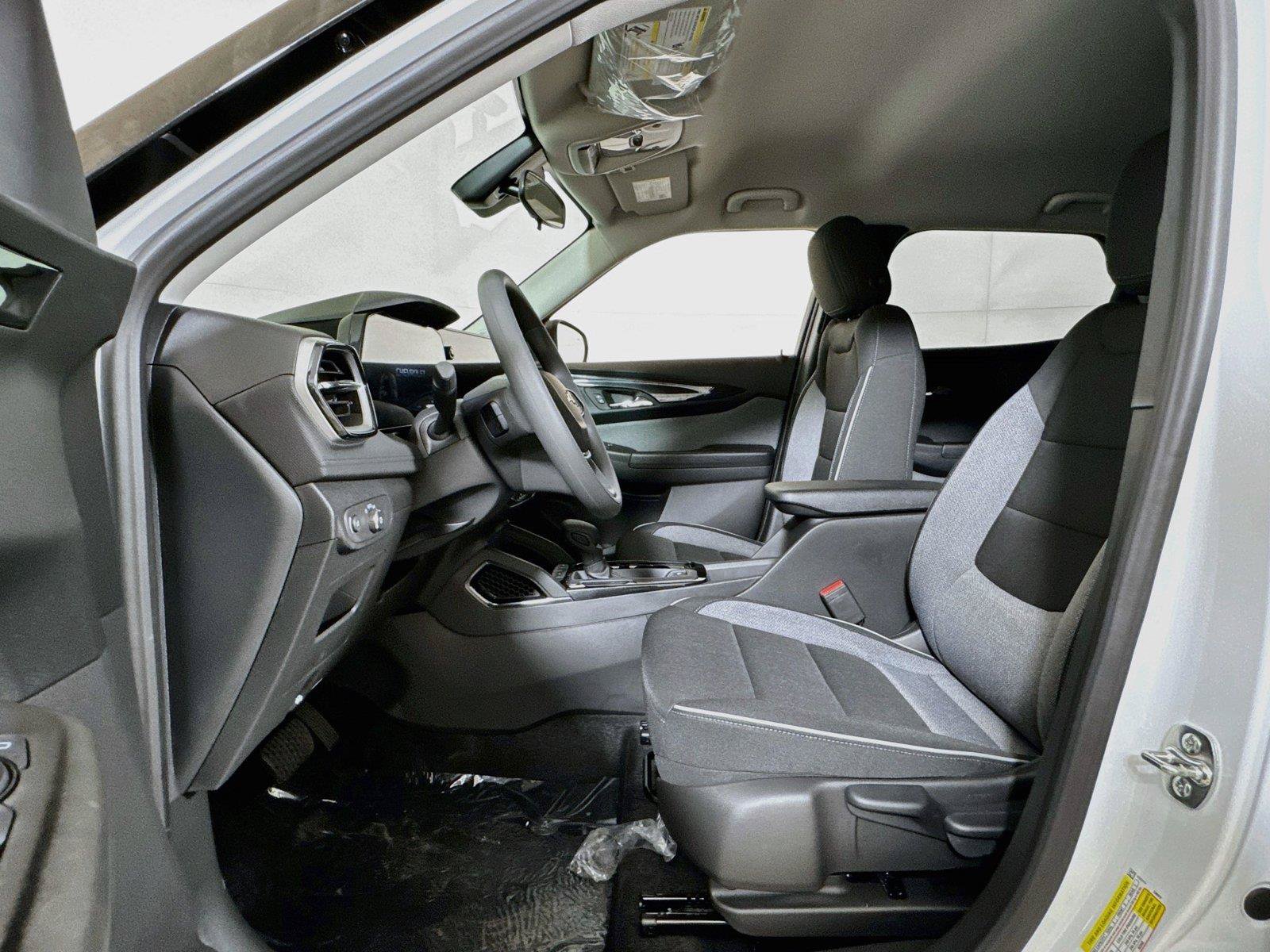 New 2026 Chevrolet TrailBlazer LS w/ LS Convenience Package FWD image 11
