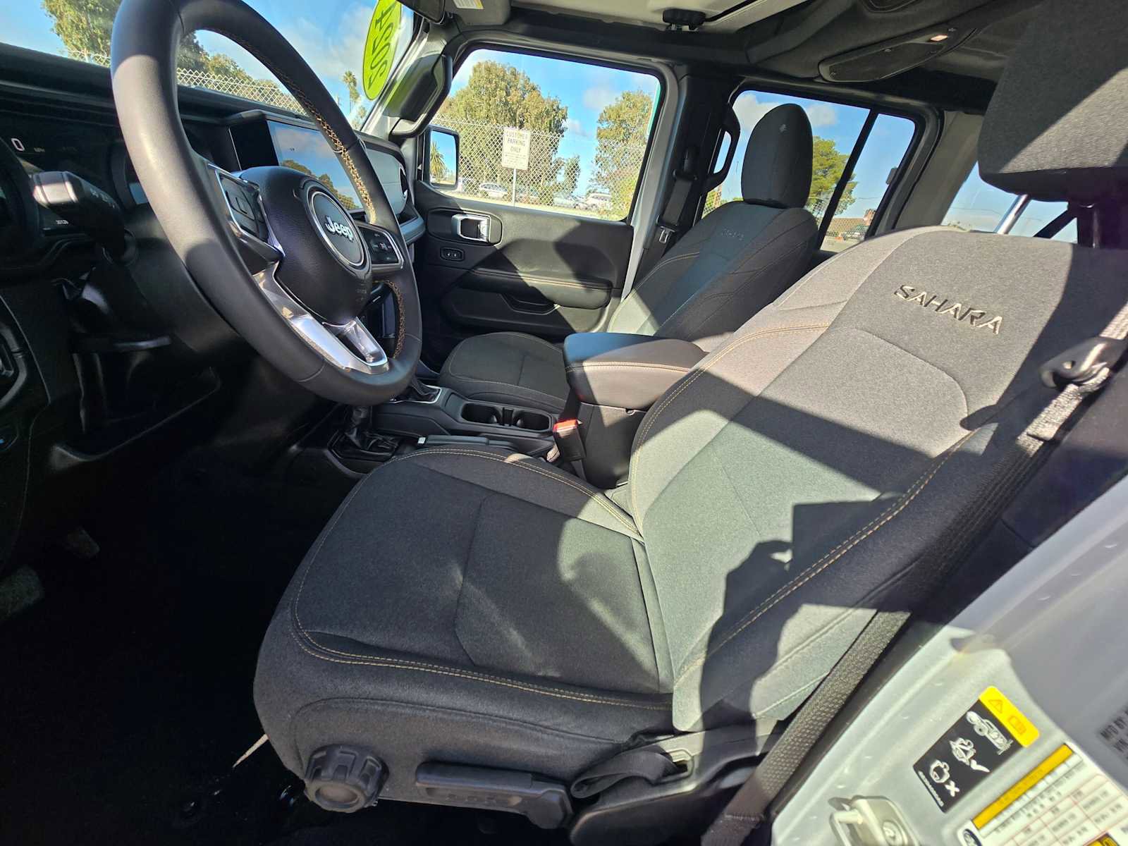 Used 2024 Jeep Wrangler Sahara image 23