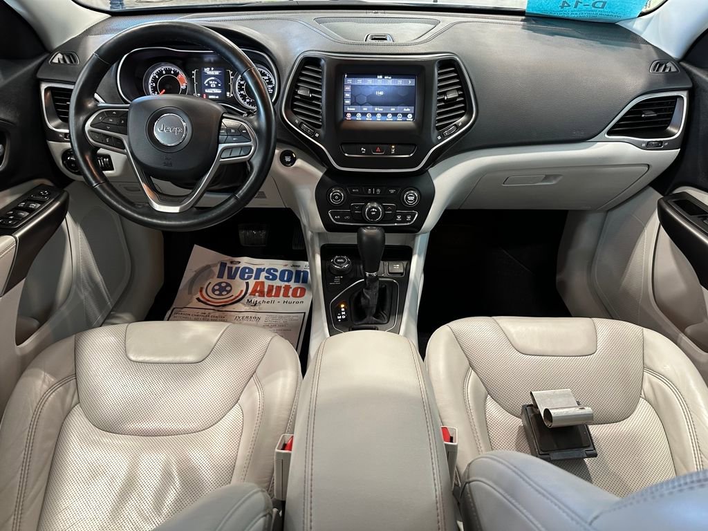 Used 2021 Jeep Cherokee Latitude Lux image 23