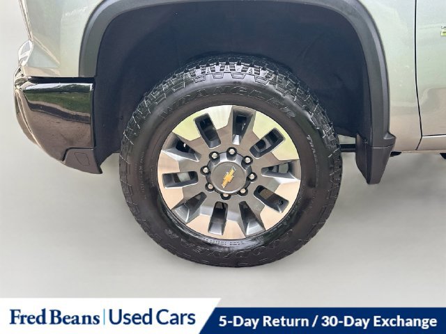 Used 2025 Chevrolet Silverado 2500 Custom w/ Custom Convenience Package AWD/4WD image 36