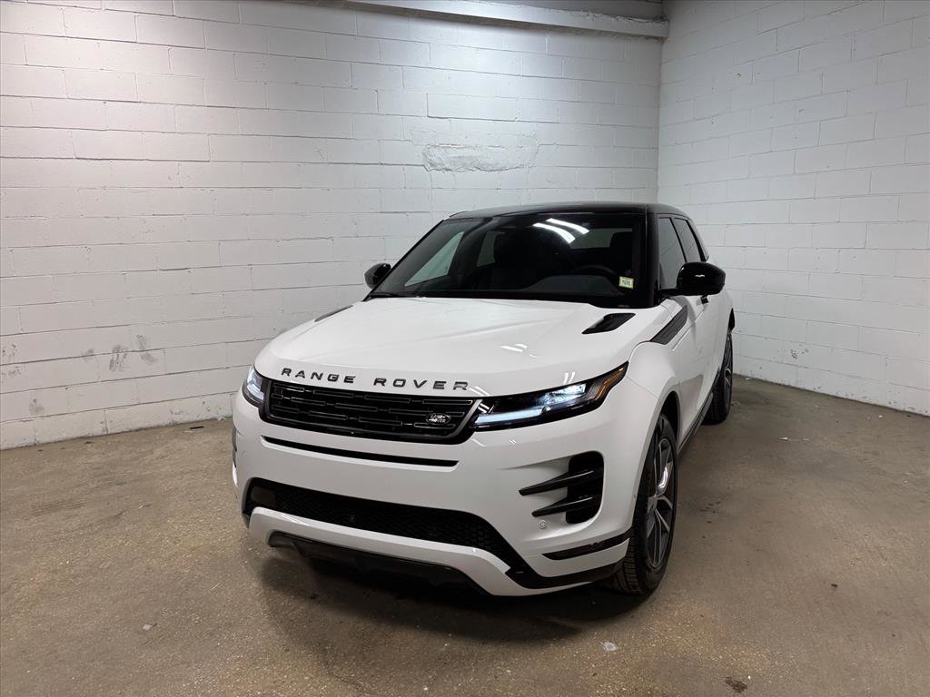 New 2026 Land Rover Range Rover Evoque Dynamic SE image 2