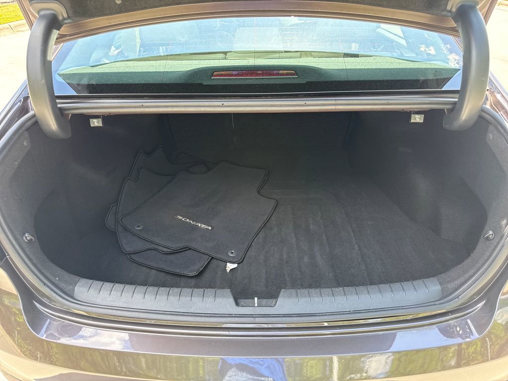 Used 2017 Hyundai Sonata Limited image 31