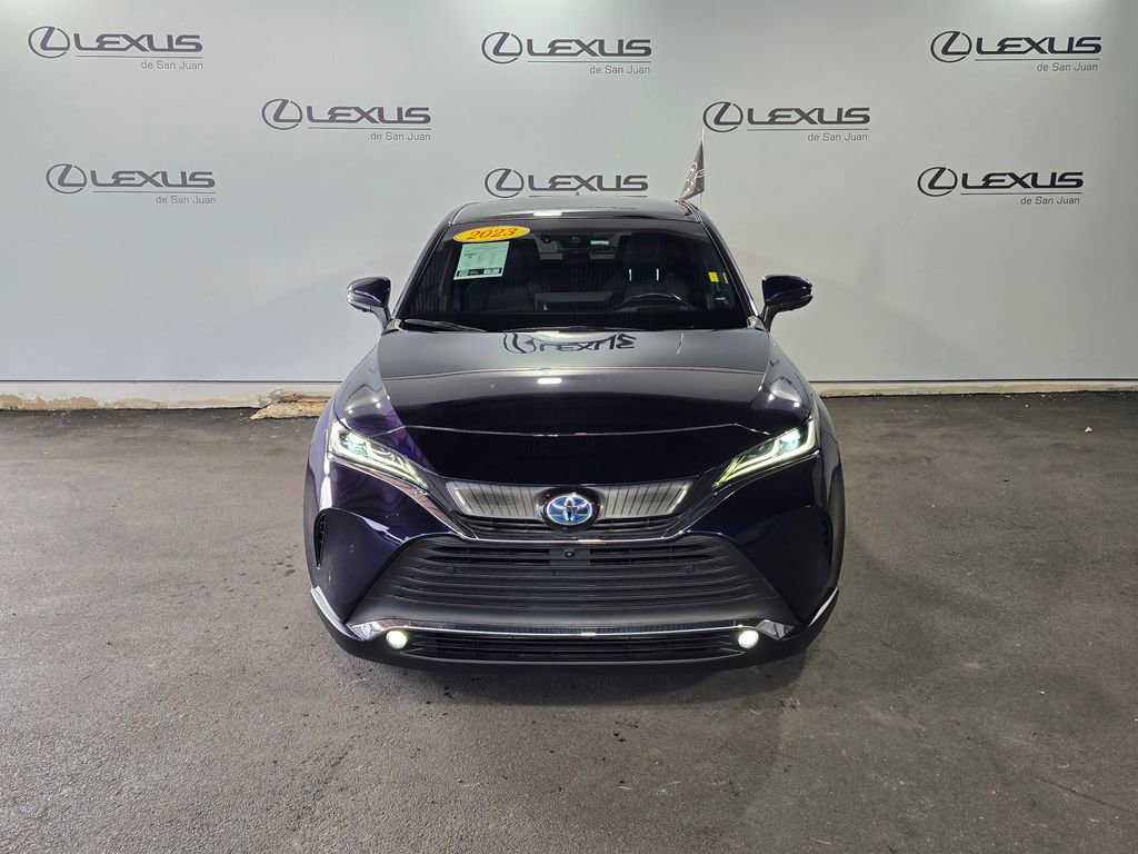 Used 2023 Toyota Venza Limited image 2