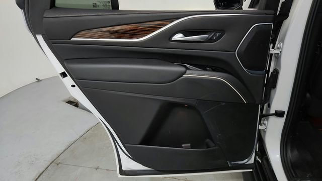 Certified 2024 Cadillac Escalade Premium Luxury image 17