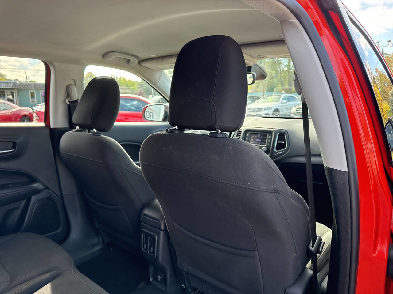 Used 2018 Jeep Compass Sport image 20