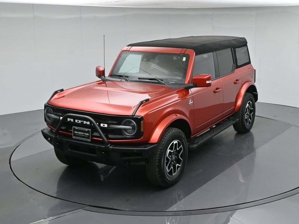Certified 2024 Ford Bronco Outer Banks AWD/4WD image 38