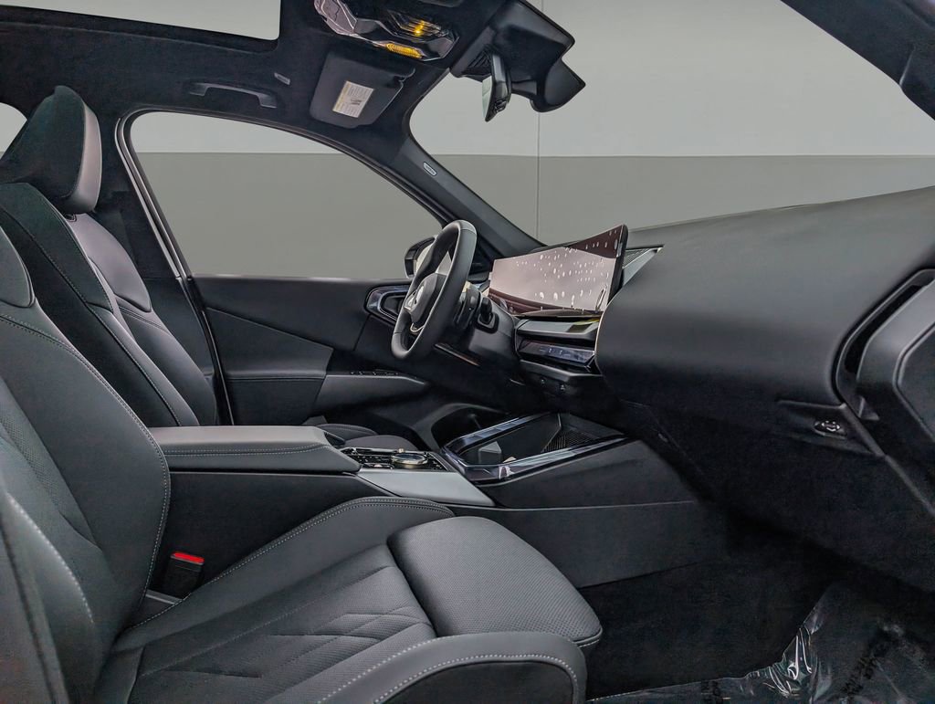 New 2025 BMW X3 xDrive30i w/ Convenience Package image 21