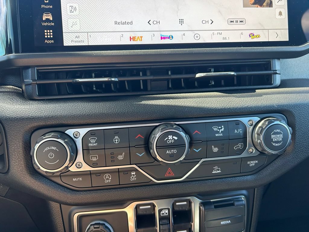 New 2026 Jeep Wrangler Unlimited Sport AWD/4WD image 21