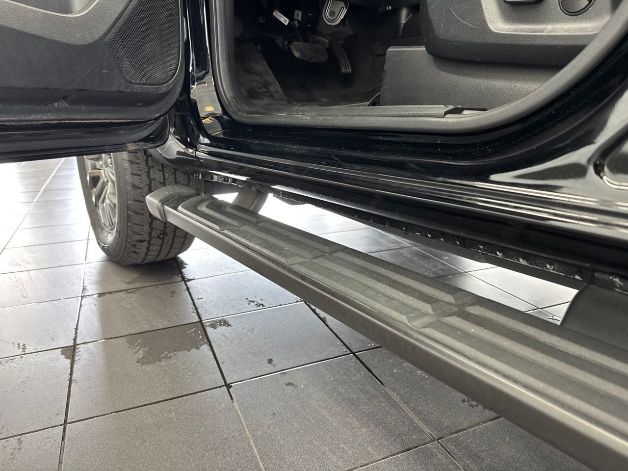 Used 2021 Ford Ranger XLT w/ Equipment Group 302A High AWD/4WD image 13