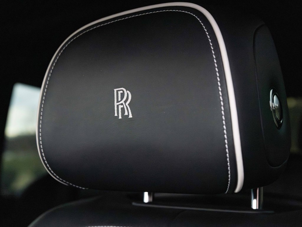 Used 2019 Rolls-Royce Cullinan image 32