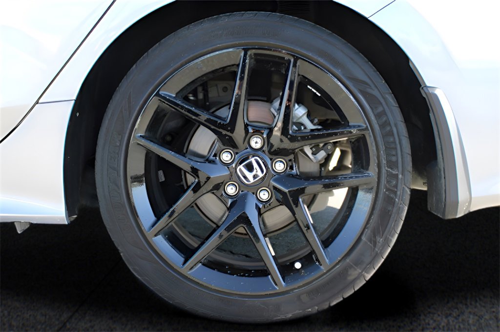 Used 2025 Honda Civic Sport image 10