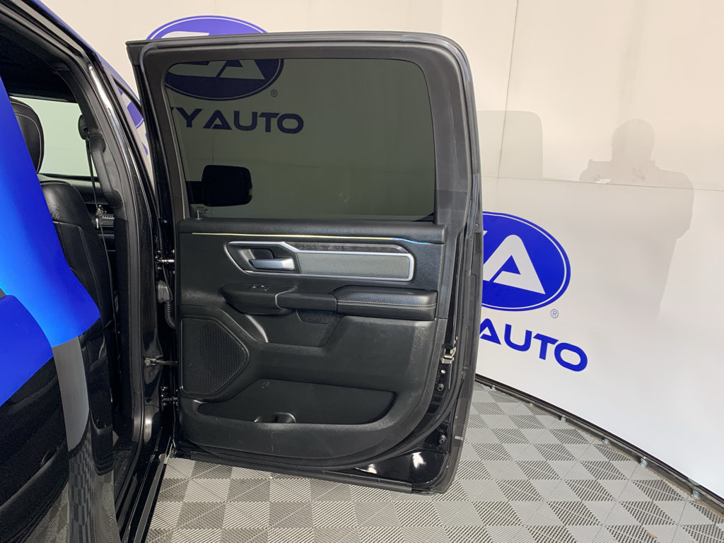 Used 2022 RAM 1500 Big Horn AWD/4WD image 34