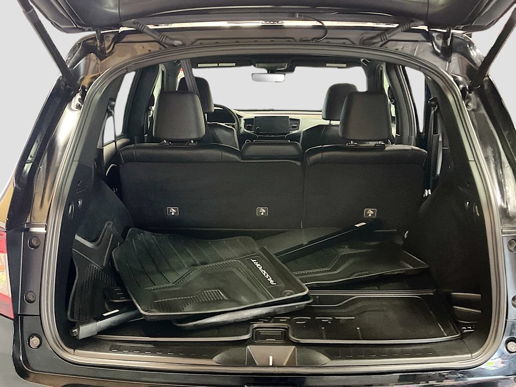 Used 2025 Honda Passport Black Edition image 28