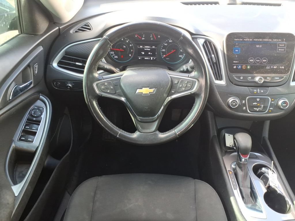 Used 2021 Chevrolet Malibu RS FWD image 23