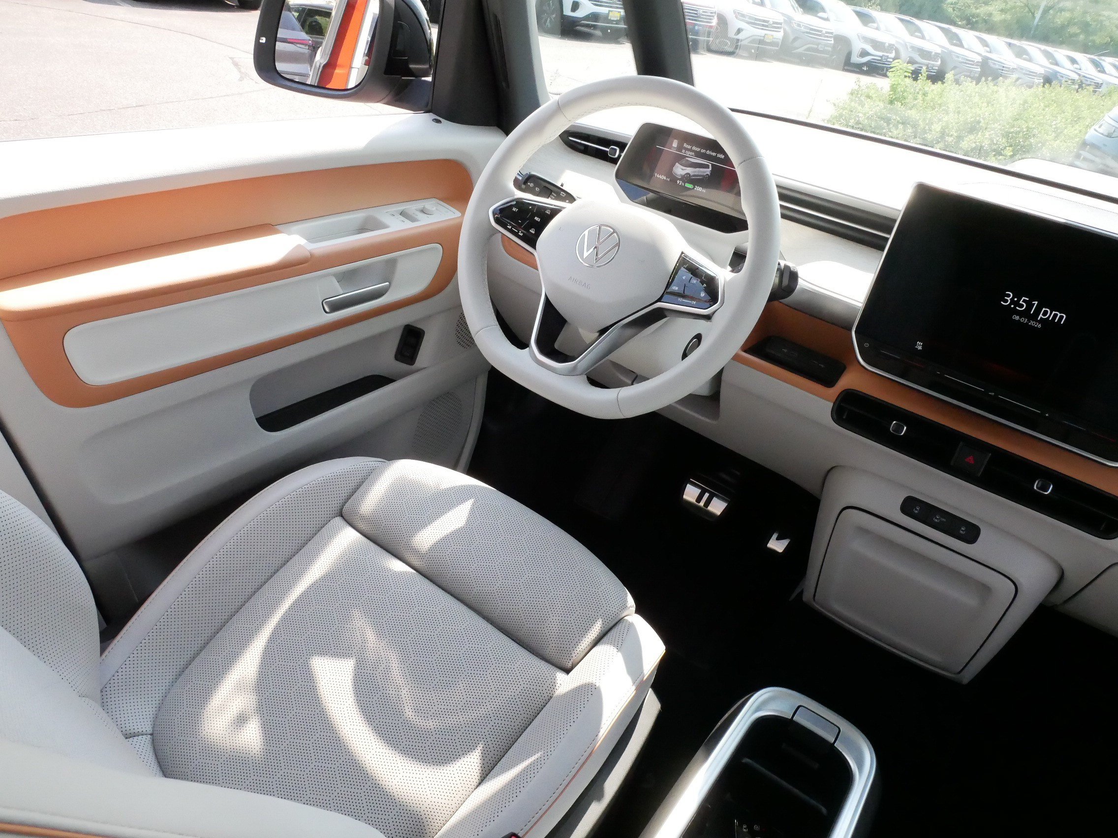Certified 2025 Volkswagen ID. Buzz Pro S Plus RWD image 9