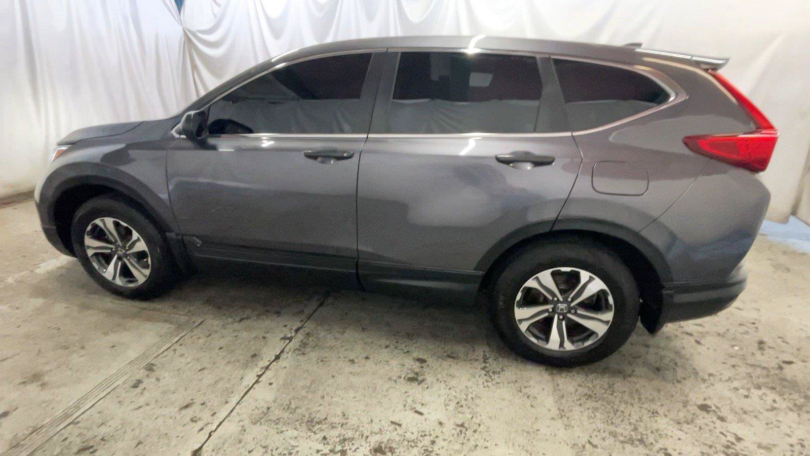 Used 2019 Honda CR-V LX image 12
