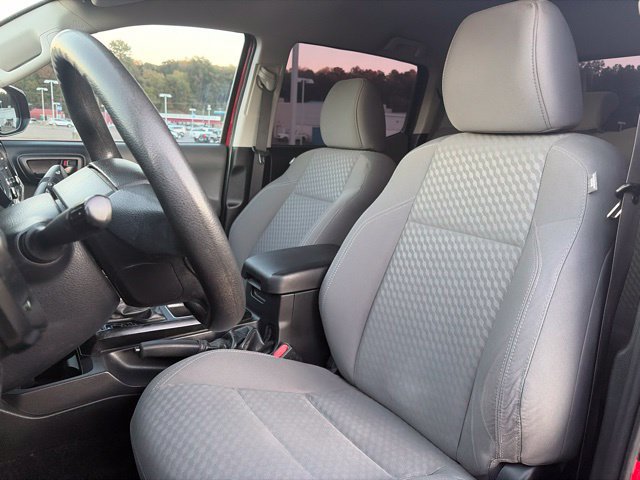 Used 2022 Toyota Tacoma SR AWD/4WD image 16