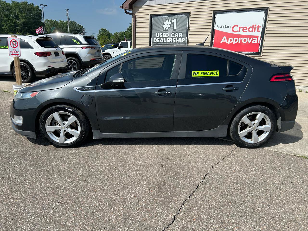 Used 2014 Chevrolet Volt FWD image 8