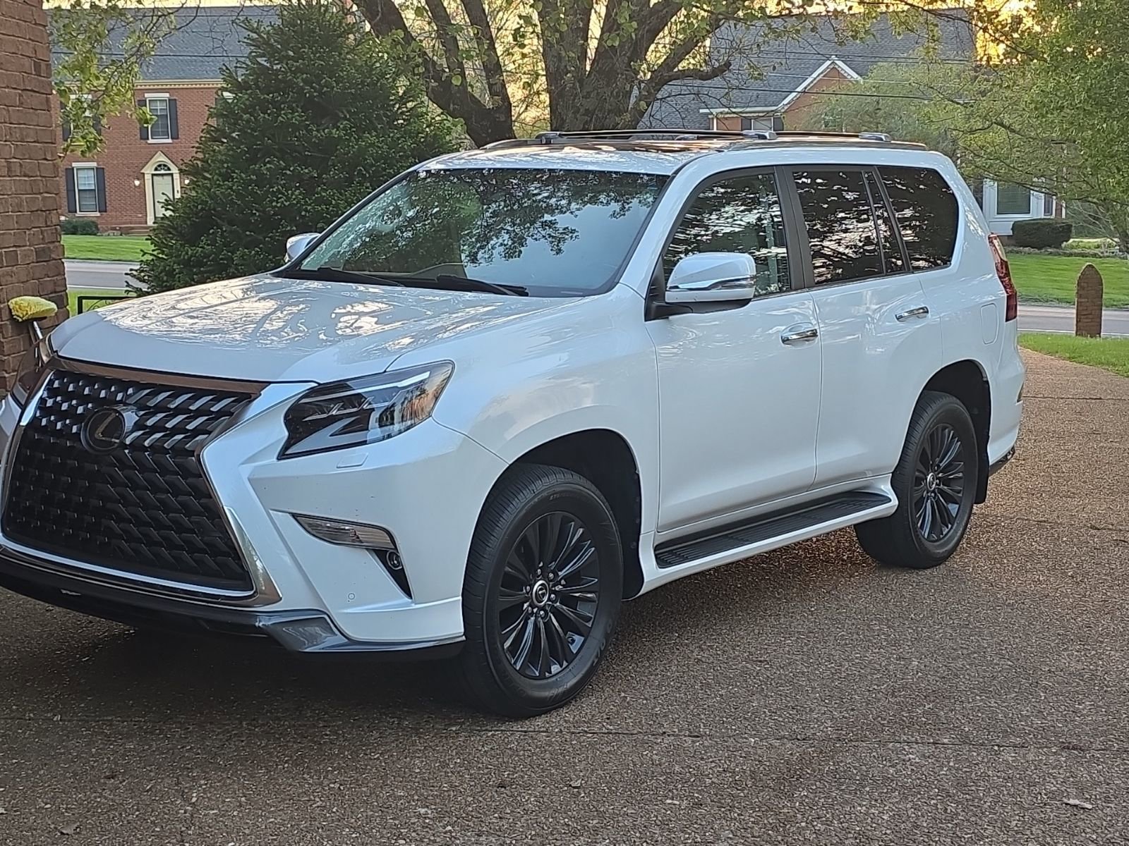 Used 2021 Lexus GX 460 Premium image 4