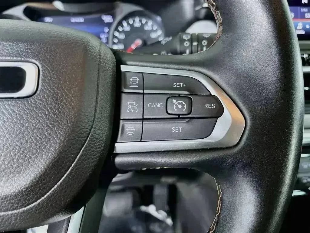 Used 2022 Jeep Compass Limited AWD/4WD image 56
