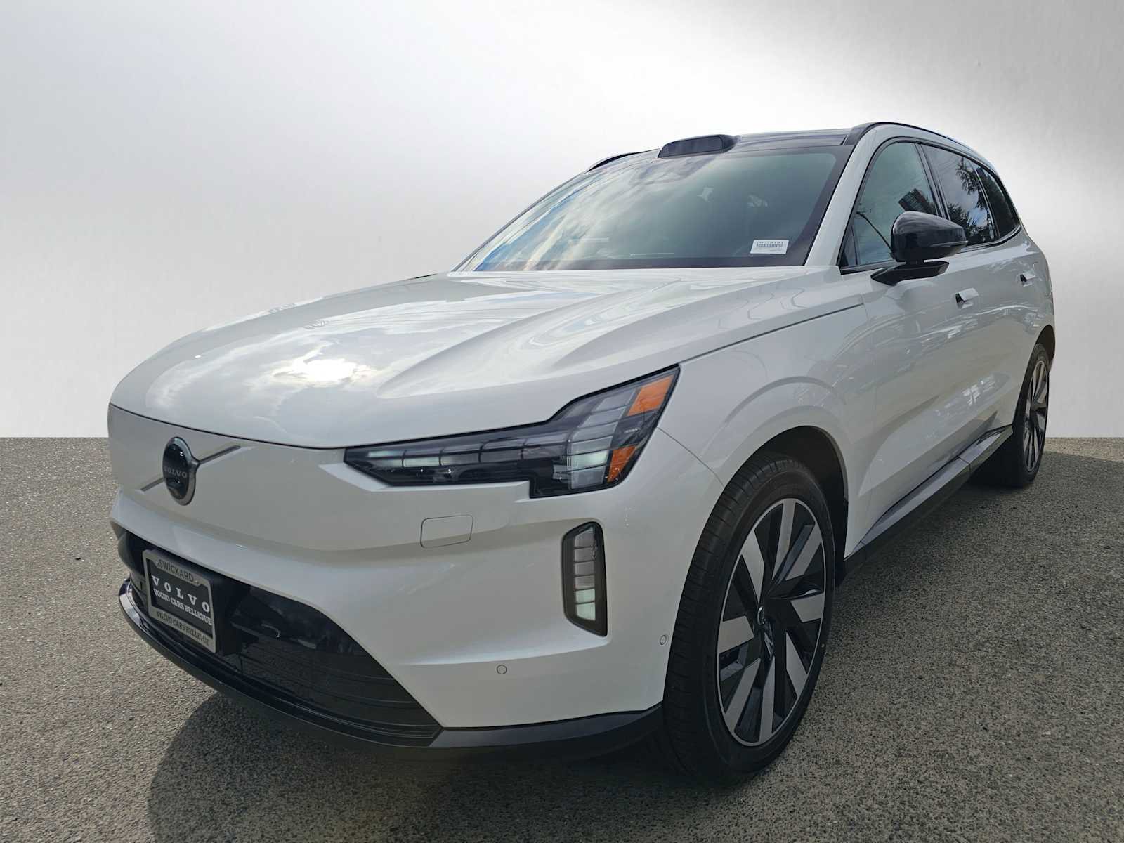 Certified 2025 Volvo EX90 Ultra image 8