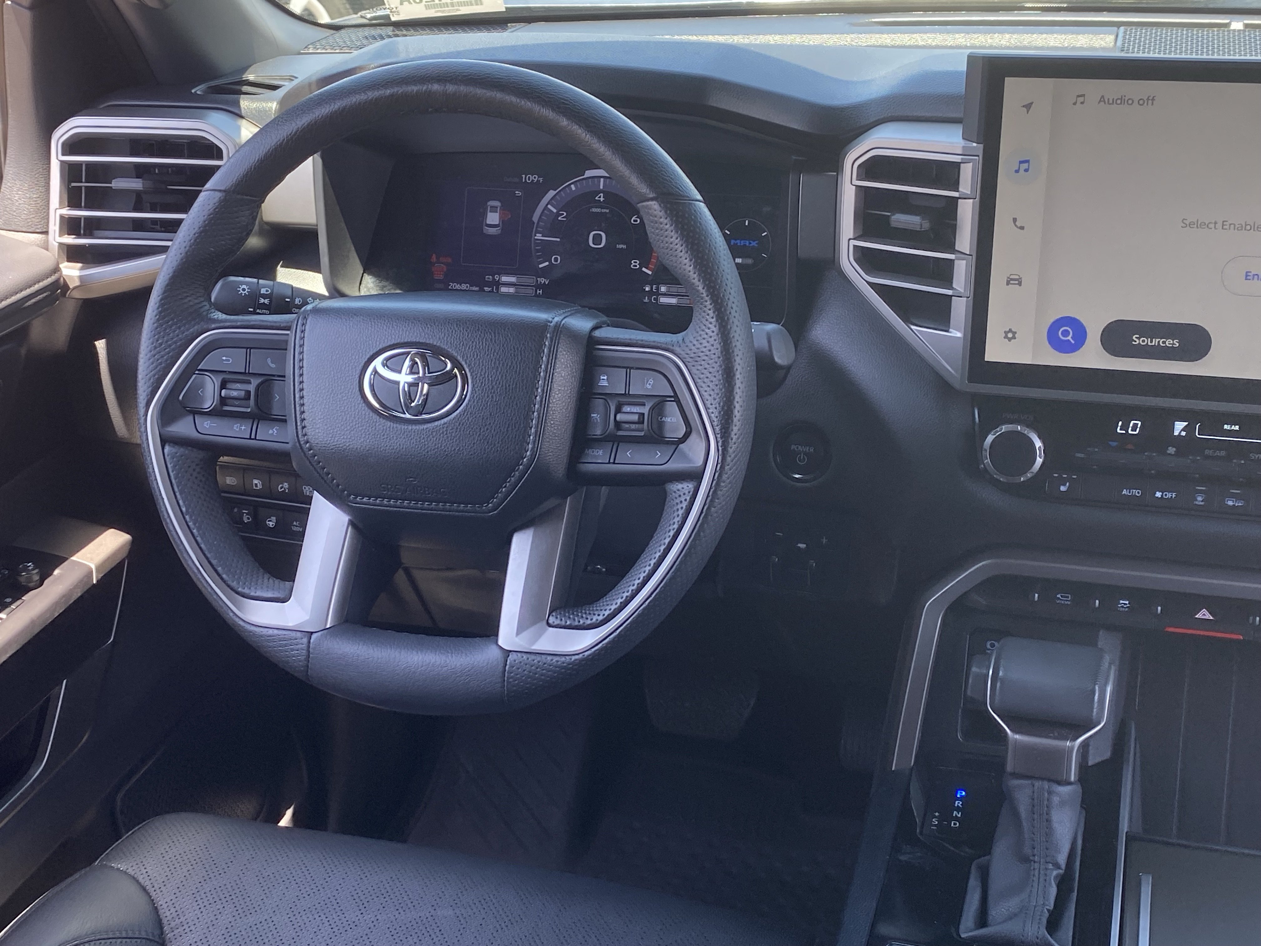 Used 2025 Toyota Sequoia SR5 w/ SR5 Premium Package AWD/4WD image 12
