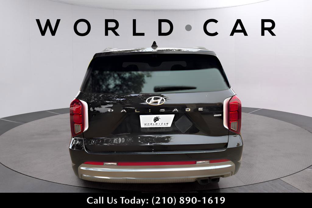 Used 2023 Hyundai Palisade Calligraphy image 12