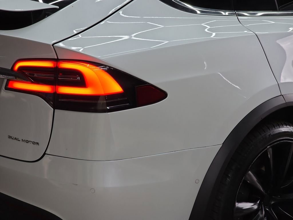 Used 2019 Tesla Model X Long Range image 30