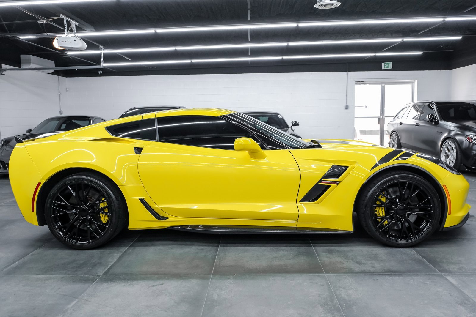 Used 2017 Chevrolet Corvette Grand Sport image 8