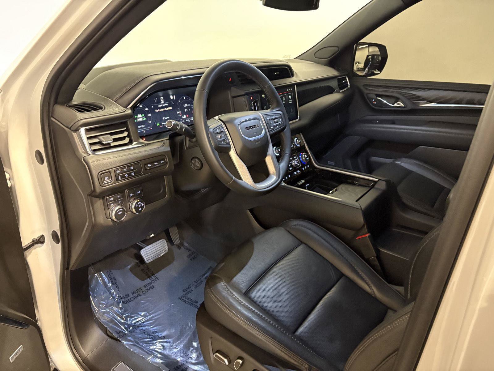Used 2023 GMC Yukon Denali AWD/4WD image 19