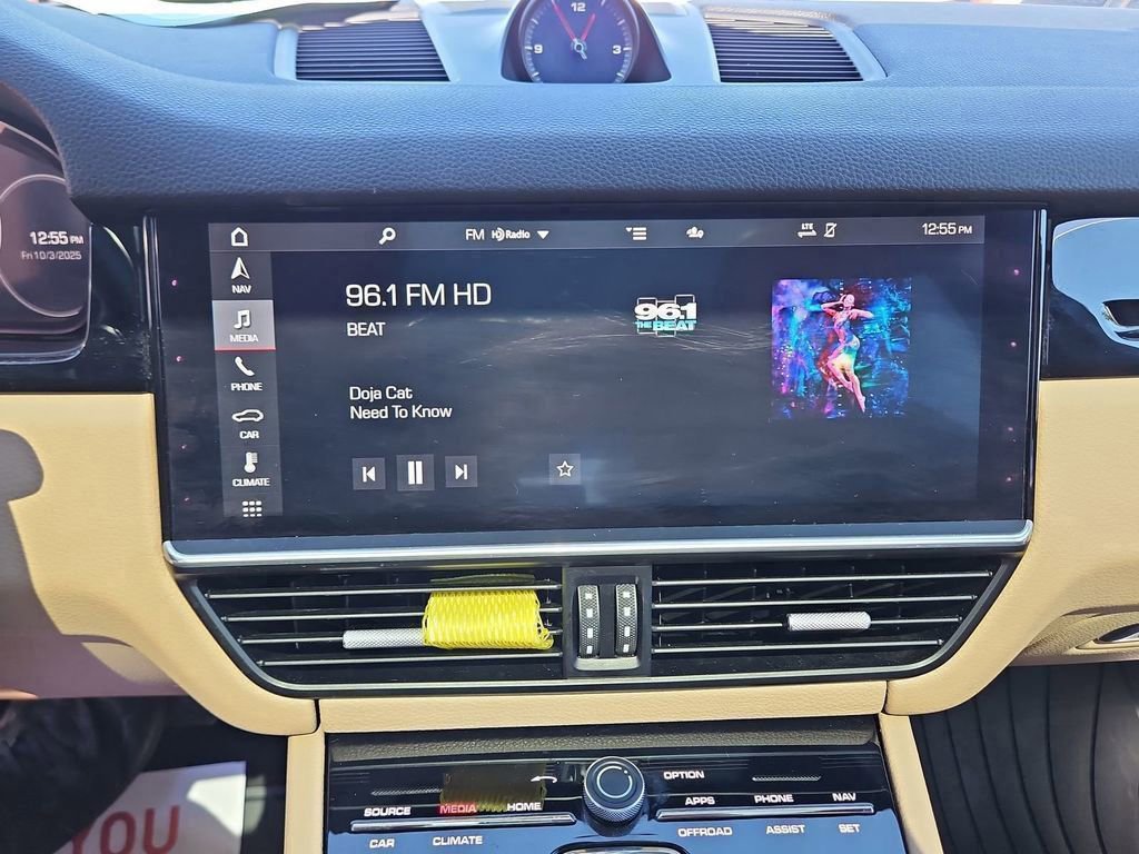 Used 2020 Porsche Cayenne image 14