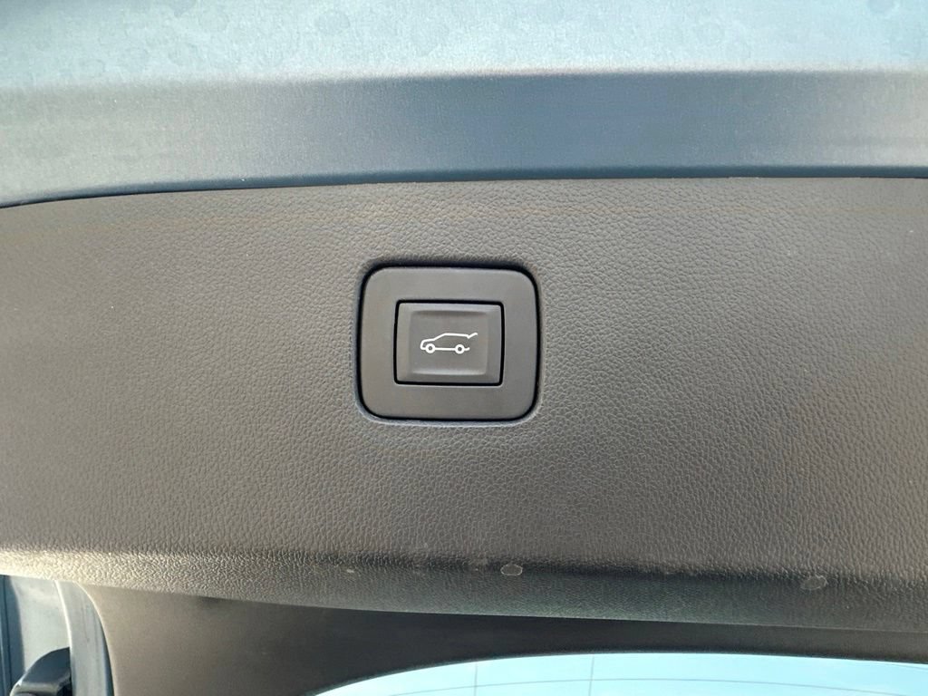 Used 2025 Buick Envista Preferred w/ Convenience I Package FWD image 10