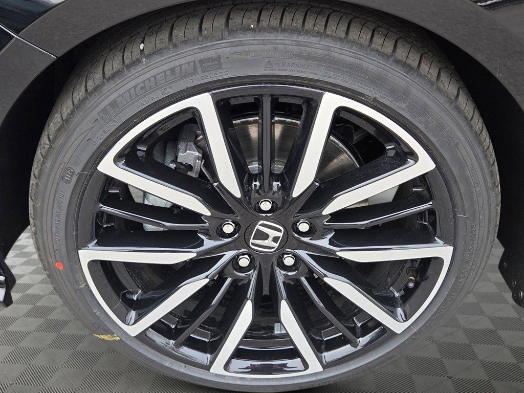 New 2026 Honda Accord Touring image 11