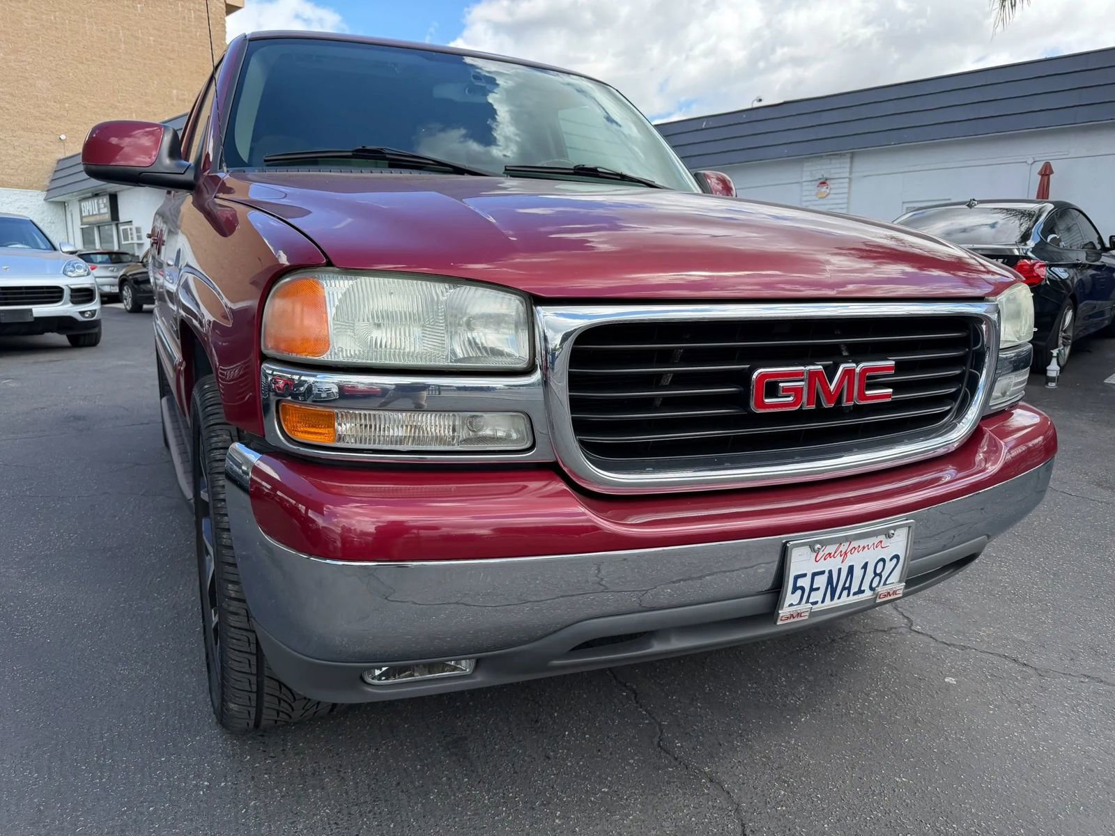 Used 2004 GMC Yukon SLE RWD image 11
