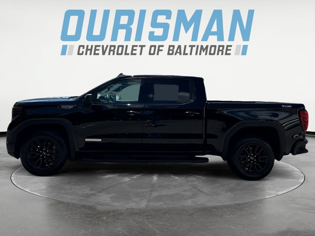 Used 2024 GMC Sierra 1500 Elevation w/ LPO, Elevation Black Package AWD/4WD image 3