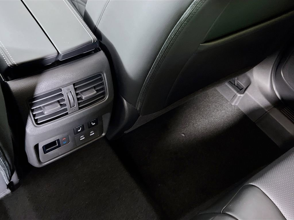 New 2026 Nissan Rogue Platinum w/ Platinum Premium Package image 24