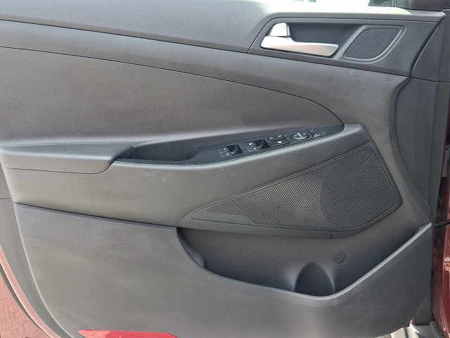 Used 2019 Hyundai Tucson Value AWD/4WD image 12