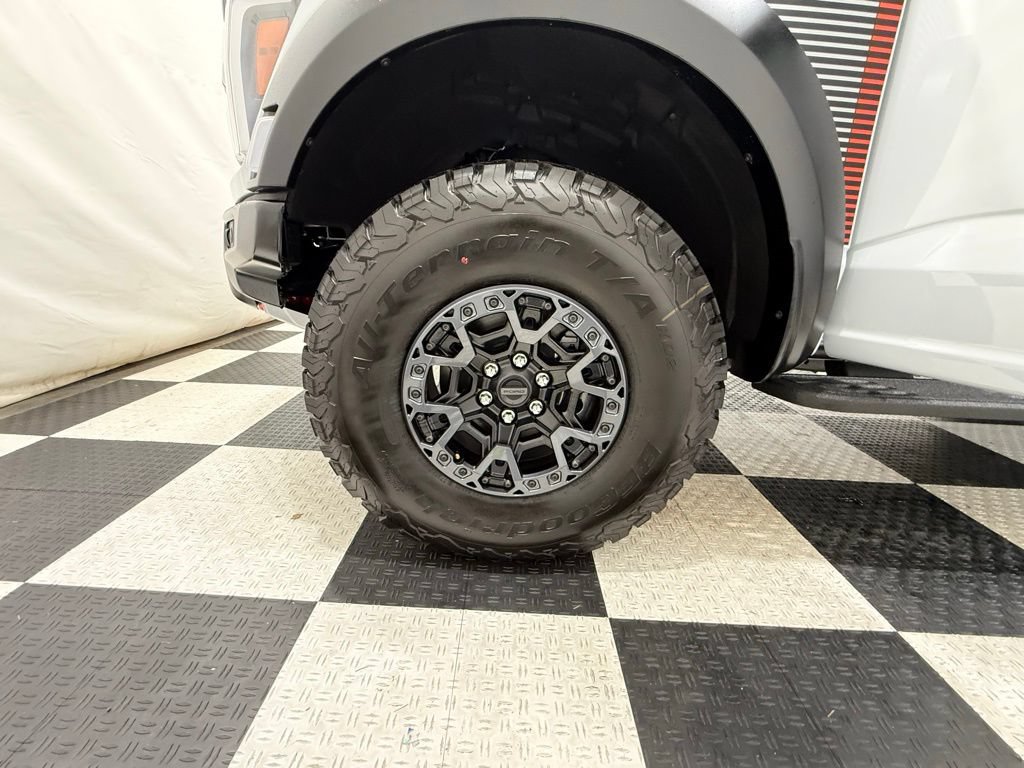 New 2025 Ford F150 Raptor w/ Equipment Group 803A Raptor R AWD/4WD image 10
