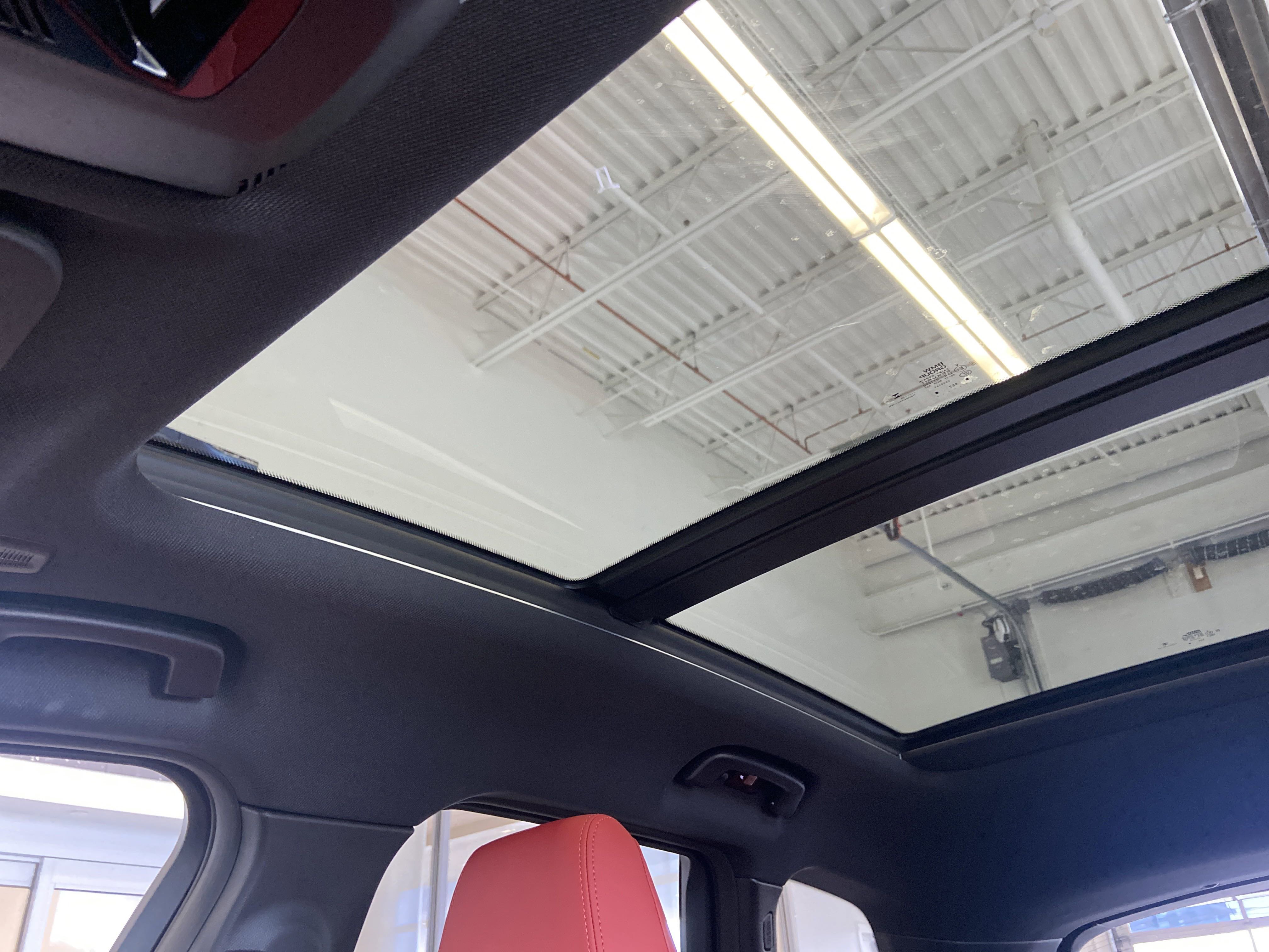 Used 2025 BMW X1 xDrive28i w/ Technology Package image 27