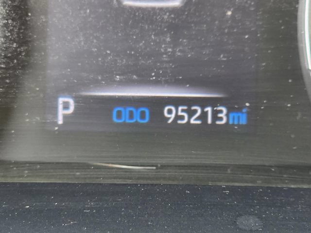 Used 2019 Toyota RAV4 XLE w/ Carpet Mat Package AWD/4WD image 38