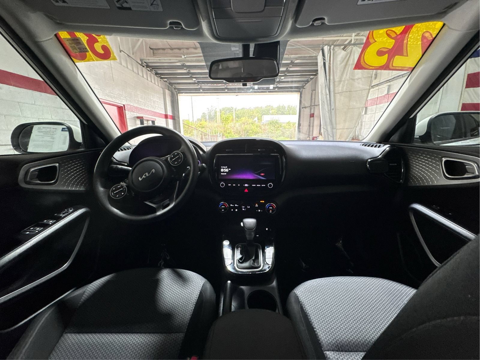 Used 2023 Kia Soul S FWD image 25