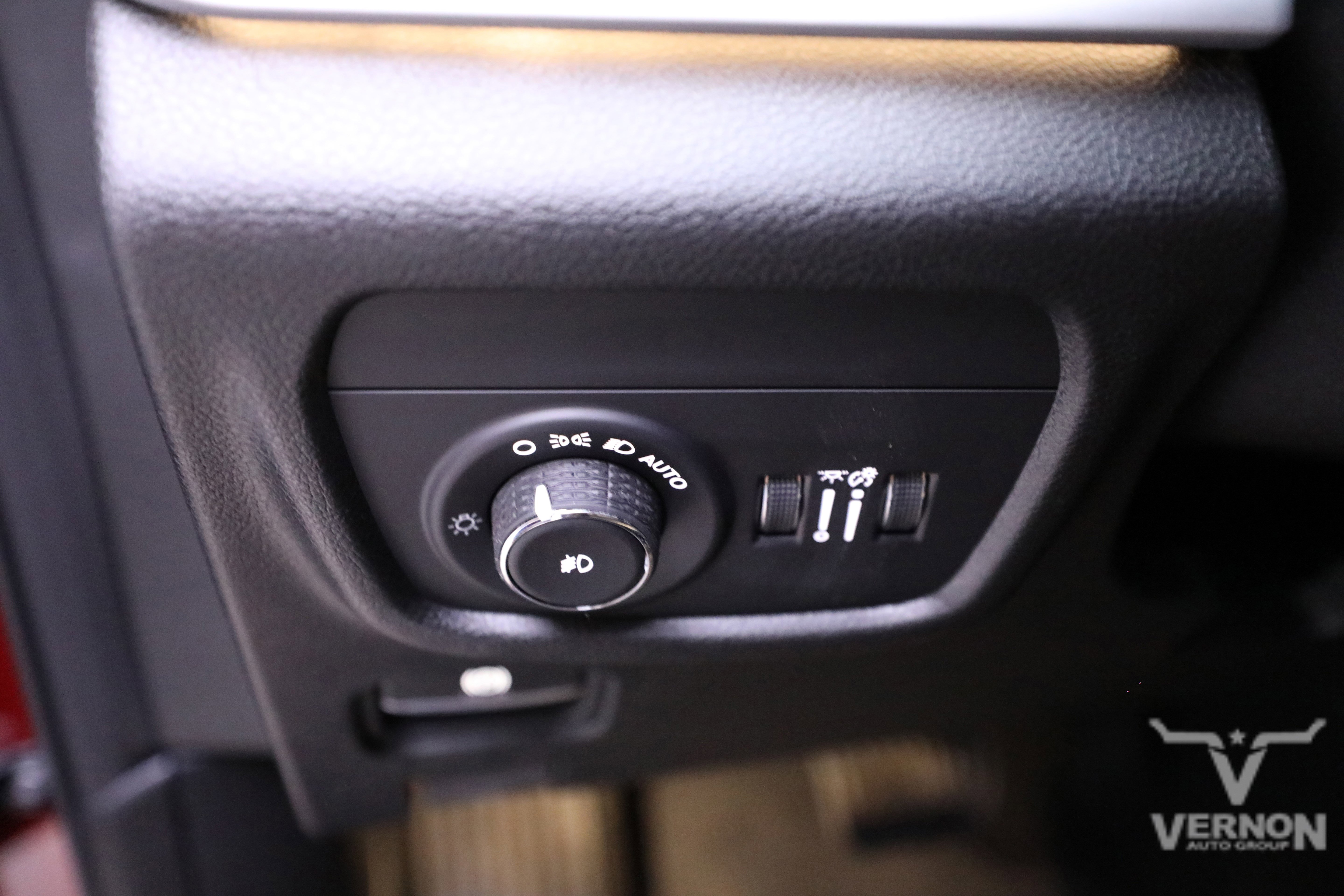 New 2025 Jeep Grand Cherokee L Limited w/ Black Appearance Package image 16