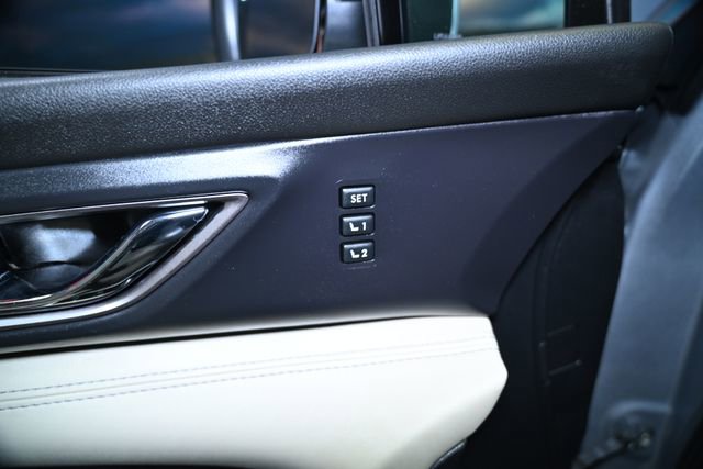 Used 2021 Subaru Ascent Limited w/ Technology Package image 26