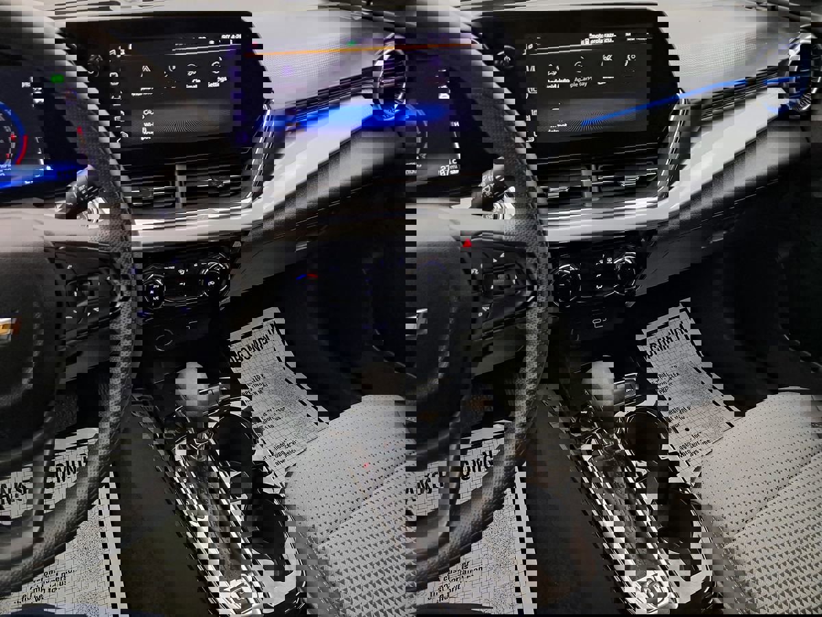 Used 2025 Chevrolet Trax LT image 12